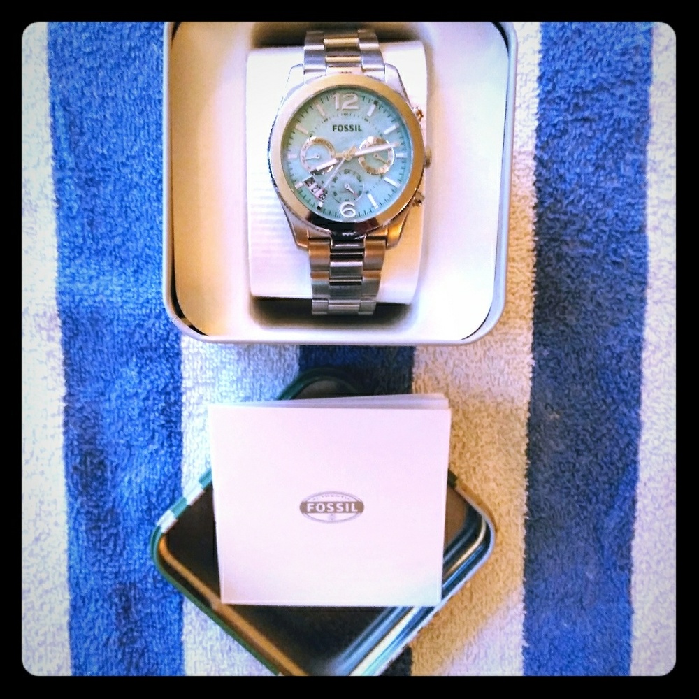FOSSIL WATCH